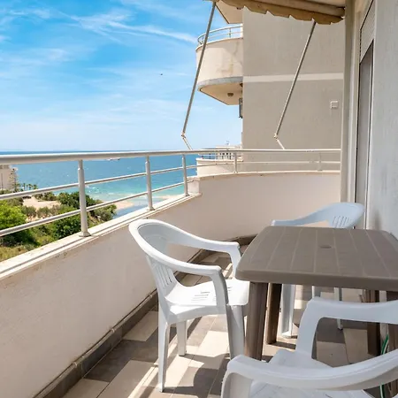 River & Sea View Premium *