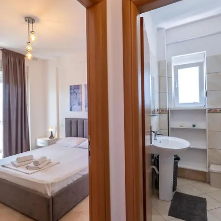 River & Sea View Premium *